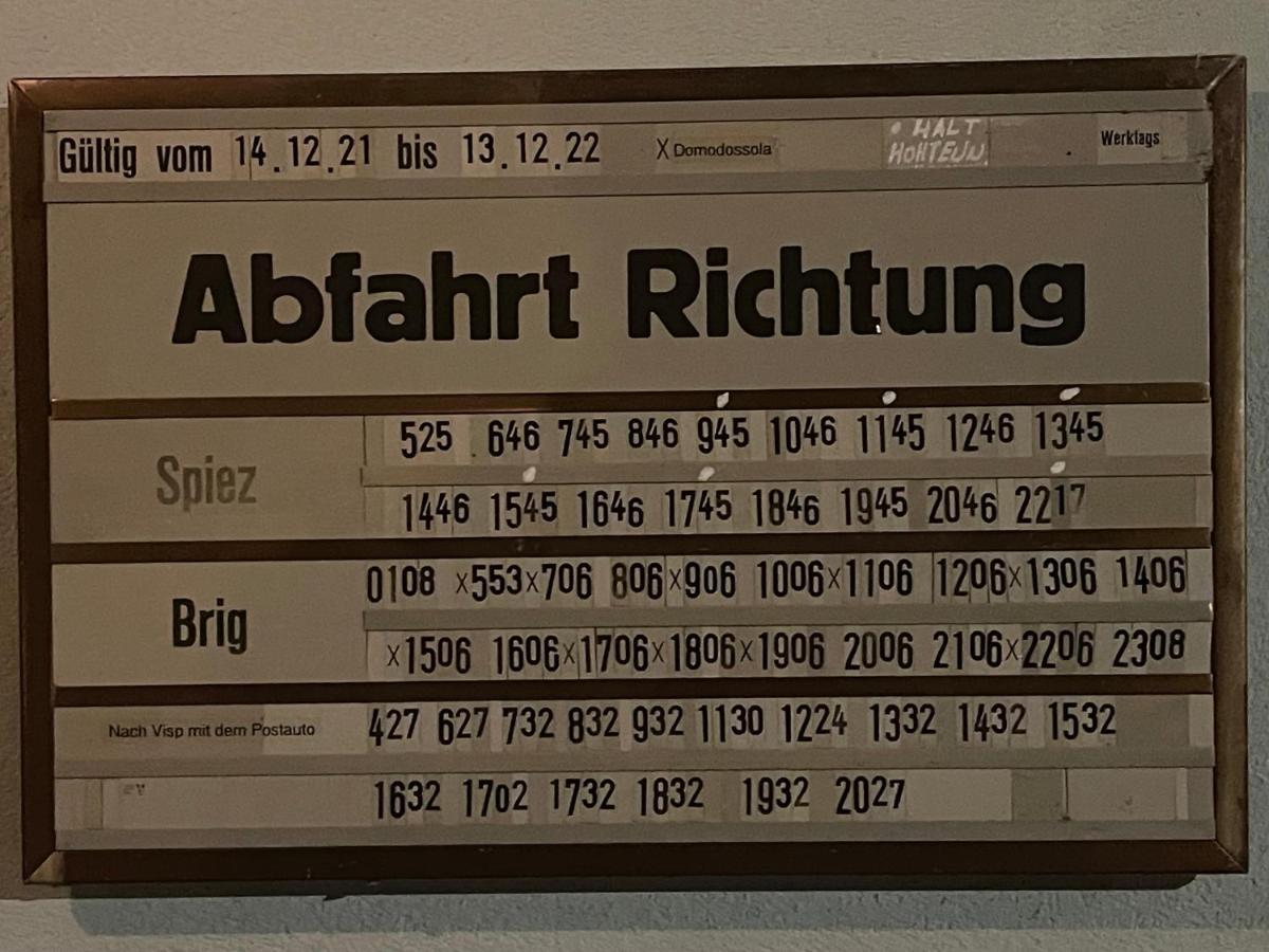 VISP erblick H O T E L Bahnhof AUSSERBERG Exterior foto