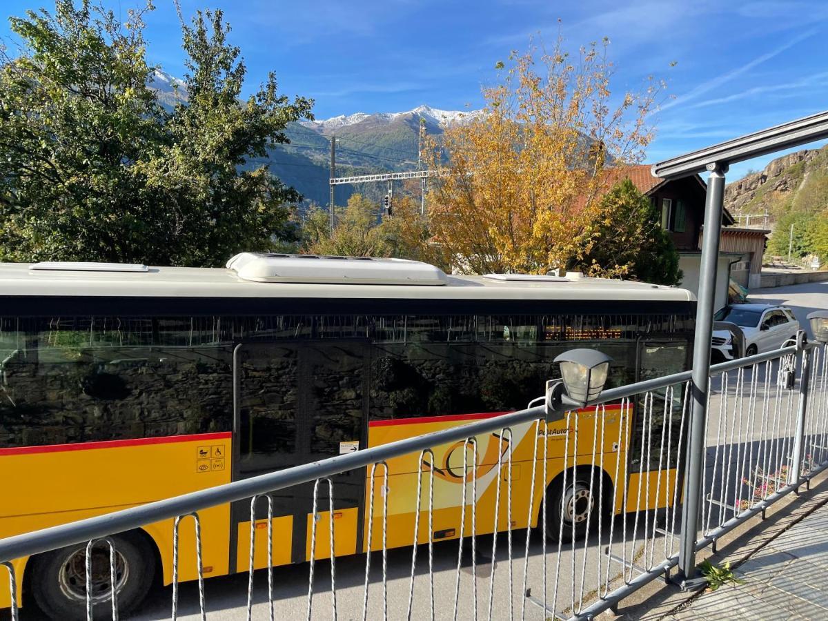 VISP erblick H O T E L Bahnhof AUSSERBERG Exterior foto