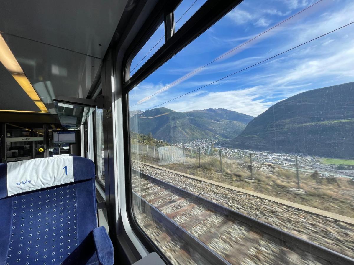 VISP erblick H O T E L Bahnhof AUSSERBERG Exterior foto
